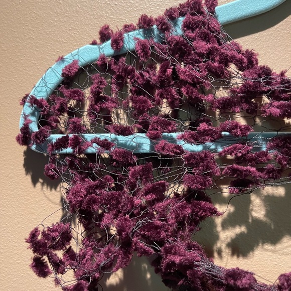 Scarf is piece of art - Picture 2 of 6